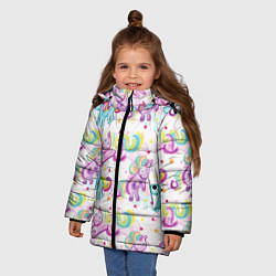 Куртка зимняя для девочки Красочные единороги, цвет: 3D-черный — фото 2