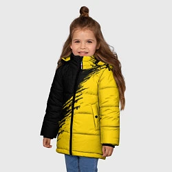 Куртка зимняя для девочки Черные штрихи на желтом фоне, цвет: 3D-черный — фото 2