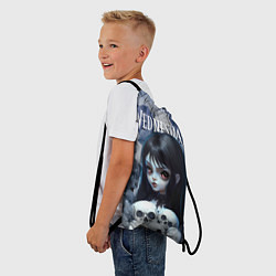 Рюкзак-мешок Уэнсдей Адамс в цветах - мрачный арт, цвет: 3D-принт — фото 2