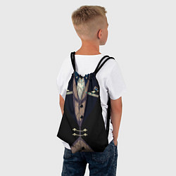 Рюкзак-мешок Фрак тёмный с цепочками и брошью, цвет: 3D-принт — фото 2
