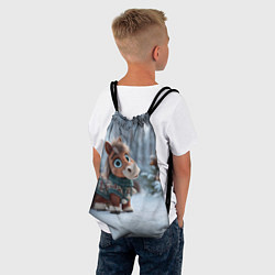 Рюкзак-мешок Маленькая лошадка в новогоднем лесу, цвет: 3D-принт — фото 2