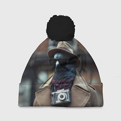 Шапка c помпоном Голубь шпион с ретро фотокамерой