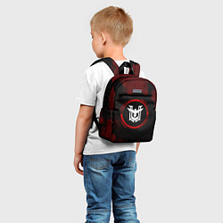 Детский рюкзак Символ Free Fire и краска вокруг на темном фоне, цвет: 3D-принт — фото 2