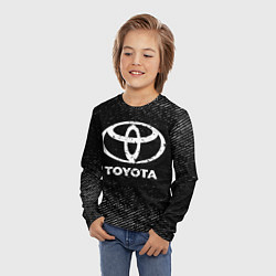 Лонгслив детский Toyota с потертостями на темном фоне, цвет: 3D-принт — фото 2
