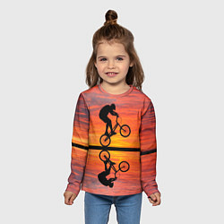 Лонгслив детский Велосипедист в отражении, цвет: 3D-принт — фото 2
