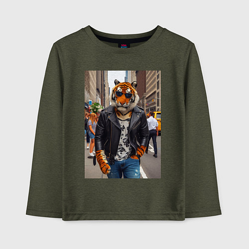 Детский лонгслив Cool tiger on the streets of New York - ai art / Меланж-хаки – фото 1