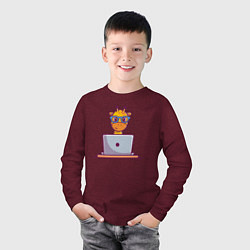 Лонгслив хлопковый детский Жираф с ноутбуком, цвет: меланж-бордовый — фото 2