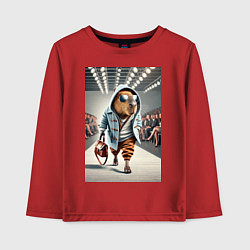 Лонгслив хлопковый детский Капибара модель на дефиле животных, цвет: красный