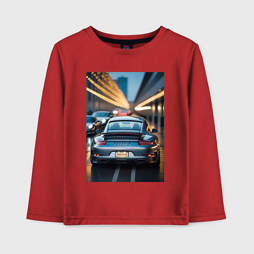 Детский лонгслив Porsche 911 в городе / Красный – фото 1