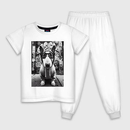 Детская пижама Булли у стены с граффити / Белый – фото 1