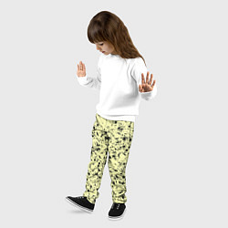 Брюки детские Бледный жёлтый с чёрными пятнами, цвет: 3D-принт — фото 2