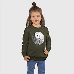 Свитшот хлопковый детский Инь Янь по совиному, цвет: хаки — фото 2