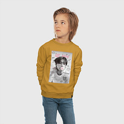 Свитшот хлопковый детский Lee Know Stray Kids, цвет: горчичный — фото 2