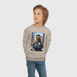 Свитшот хлопковый детский Крутой медведь житель Нью-Йорка - нейросеть, цвет: миндальный — фото 2