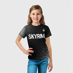 Футболка детская Skyrim glitch на темном фоне посередине, цвет: 3D-принт — фото 2