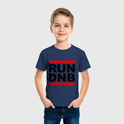 Футболка хлопковая детская RUN DNB, цвет: тёмно-синий — фото 2