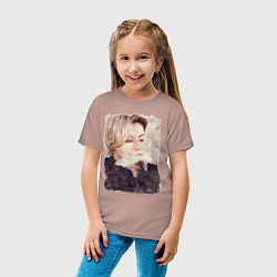 Футболка хлопковая детская Задумчивый Чонгук, цвет: пыльно-розовый — фото 2