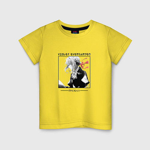 Детская футболка Вайолет Эвергарден в квадрате с иероглифами / Желтый – фото 1