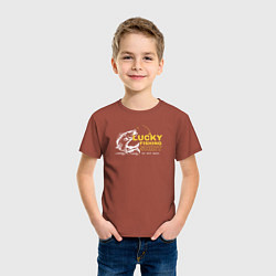 Футболка хлопковая детская Счастливая рыбацкая футболка не стирать, цвет: кирпичный — фото 2