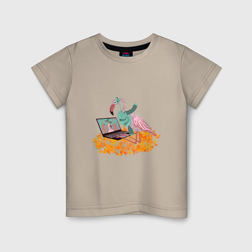 Детская футболка Осенний фламинго с ноутбуком, мечты о лете / Миндальный – фото 1