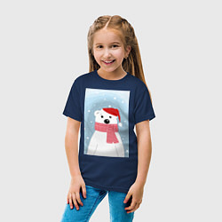 Футболка хлопковая детская Мультяшный белый медведь в красной шапке с шарфом, цвет: тёмно-синий — фото 2