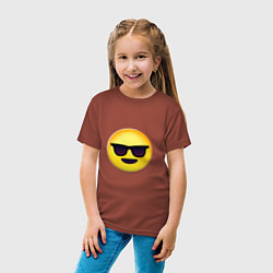 Футболка хлопковая детская Крутой смайлик в очках, цвет: кирпичный — фото 2