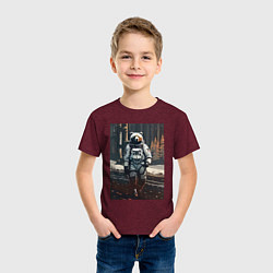 Футболка хлопковая детская Медведь-космонавт на похожей планете - нейросеть, цвет: меланж-бордовый — фото 2