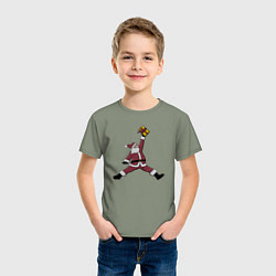 Футболка хлопковая детская Jumping Santa, цвет: авокадо — фото 2