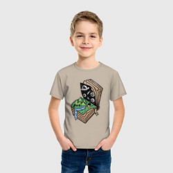 Футболка хлопковая детская Книга приключений, цвет: миндальный — фото 2