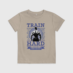 Футболка хлопковая детская Бодибилдер культурист со спины на светлом, цвет: миндальный