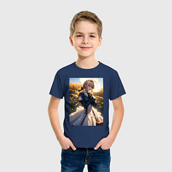 Футболка хлопковая детская Вайолет Эвергарден на поле пшеницы, цвет: тёмно-синий — фото 2