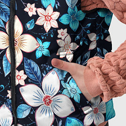 Детский жилет Сине-белые цветы на чёрном фоне, цвет: 3D-красный — фото 2