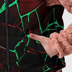 Детский жилет Битые плиты тёмно-красный с зелёным, цвет: 3D-черный — фото 2