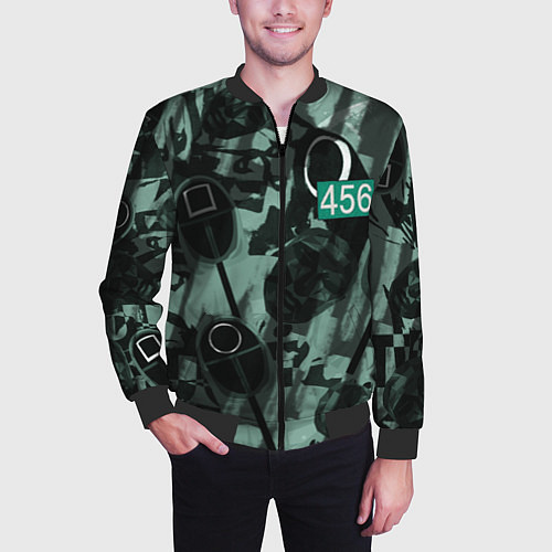 Мужской бомбер Номер 456 на фоне масок игры в кальмара / 3D-Черный – фото 3