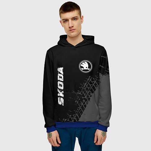 Мужская толстовка Skoda speed на темном фоне со следами шин: символ / 3D-Синий – фото 3
