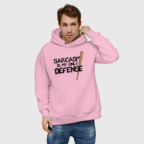 Мужское худи оверсайз Sarcasm is my only defense / Светло-розовый – фото 3