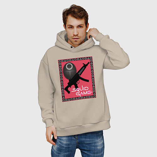 Мужское худи оверсайз Squid game gun and mask / Миндальный – фото 3