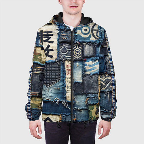 Мужская куртка Иероглифы на пэчворк дениме / 3D-Черный – фото 3