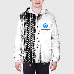Куртка с капюшоном мужская Фольксваген - следы от шин, цвет: 3D-белый — фото 2