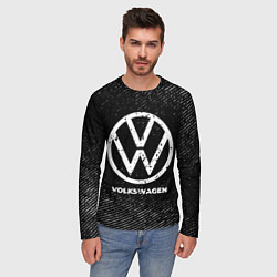 Лонгслив мужской Volkswagen с потертостями на темном фоне, цвет: 3D-принт — фото 2