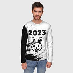 Лонгслив мужской Кролик НГ в стиле граффити на светлом, цвет: 3D-принт — фото 2