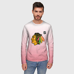 Лонгслив мужской Чикаго Блэкхокс - красные треугольники с градиенто, цвет: 3D-принт — фото 2