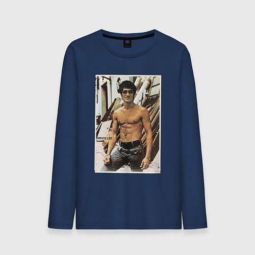 Мужской лонгслив Брюс Ли - ретро постер / Тёмно-синий – фото 1