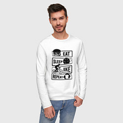 Лонгслив хлопковый мужской Eat sleep bike repeat art, цвет: белый — фото 2