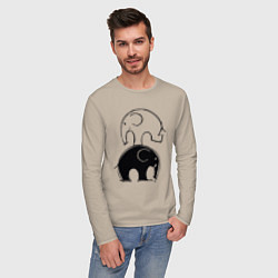 Лонгслив хлопковый мужской Cute elephants, цвет: миндальный — фото 2