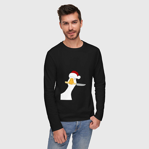 Мужской лонгслив Гусь Санта с ножом в клюве / Черный – фото 3