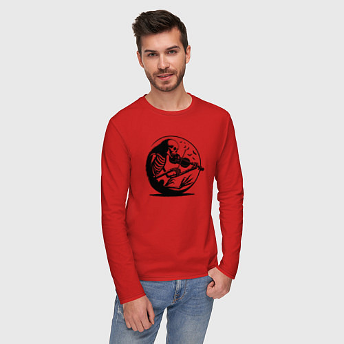 Мужской лонгслив Скелет скрипач / Красный – фото 3