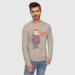 Лонгслив хлопковый мужской Влюбленный мишка, цвет: миндальный — фото 2