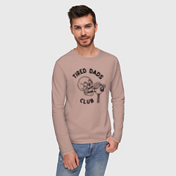 Лонгслив хлопковый мужской Tired Dads Club, цвет: пыльно-розовый — фото 2