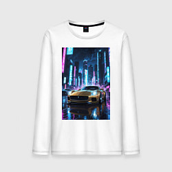 Лонгслив хлопковый мужской Суперкар едет среди небоскребов, цвет: белый
